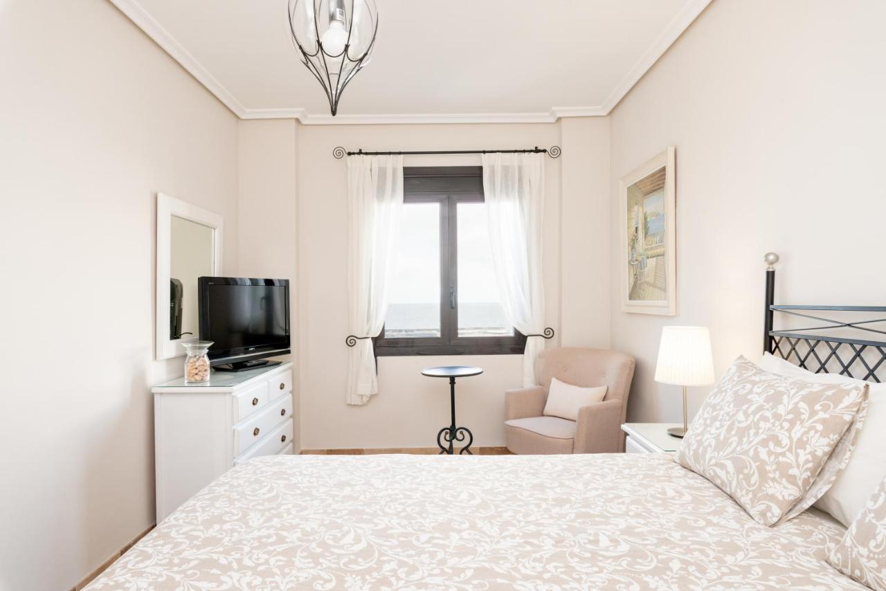 Fee4Me: First Line Luxury Apartment Arrecife  Exterior photo