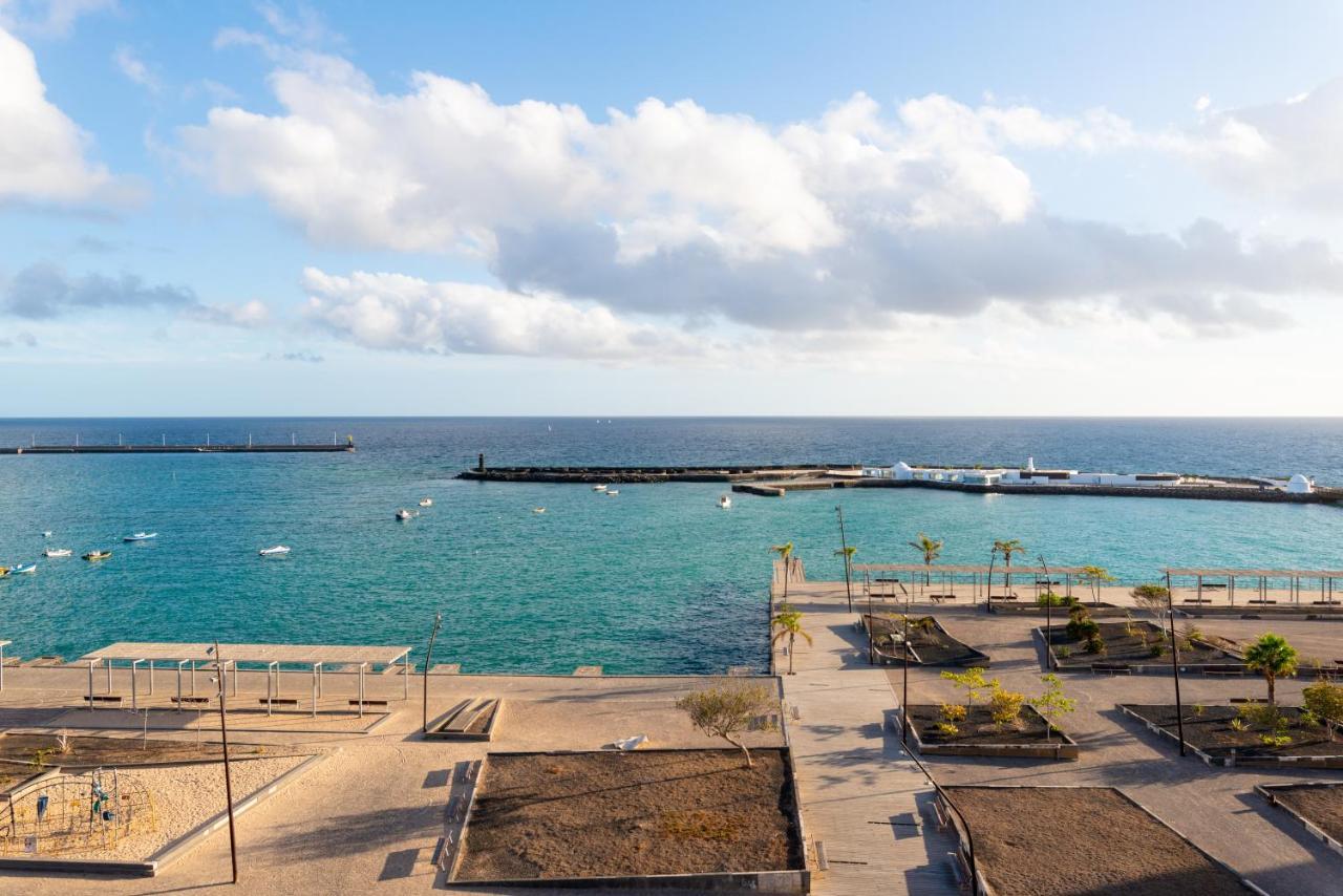Fee4Me: First Line Luxury Apartment Arrecife  Exterior photo